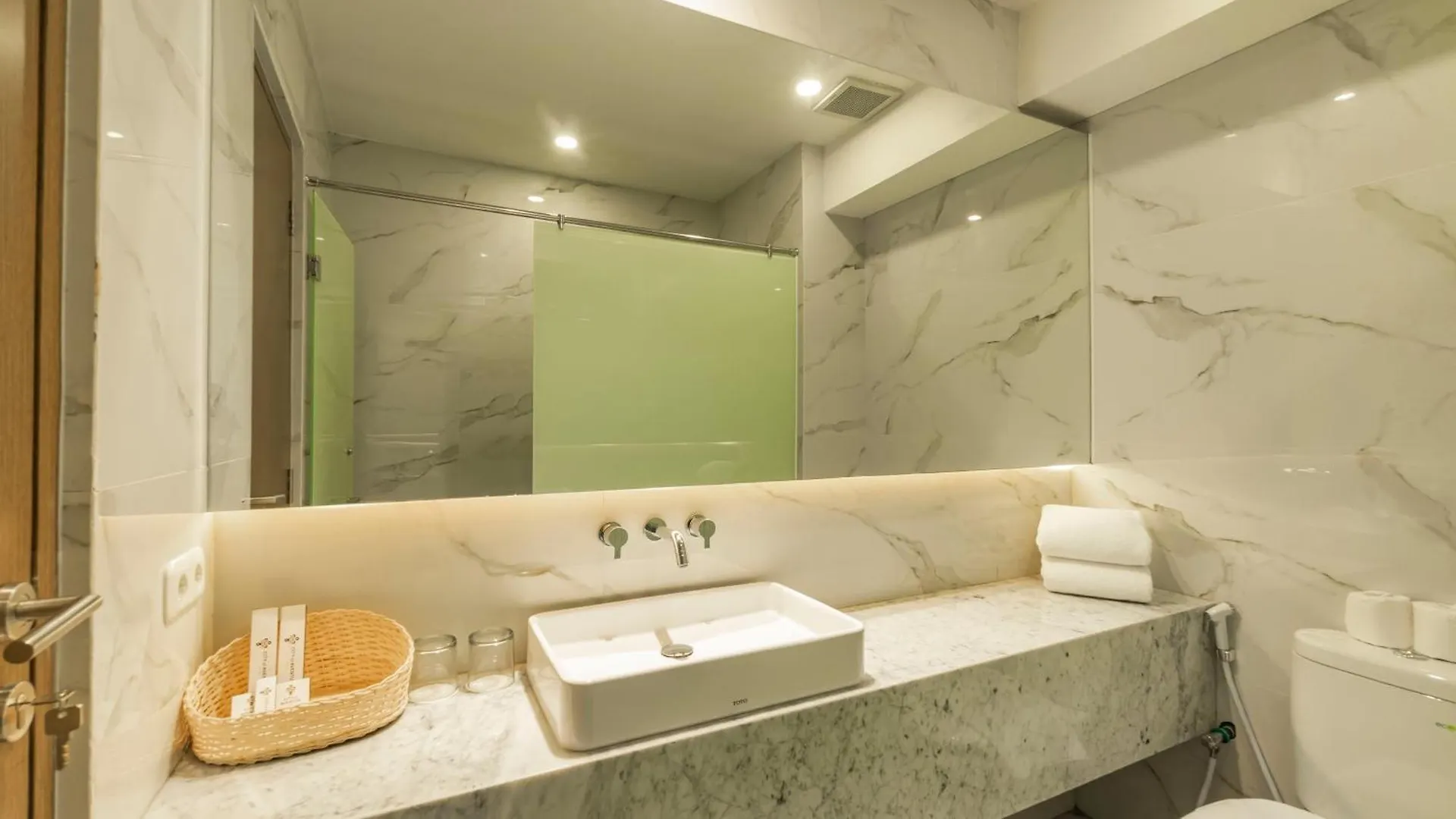 City Of Aventus Hotel - Denpasar