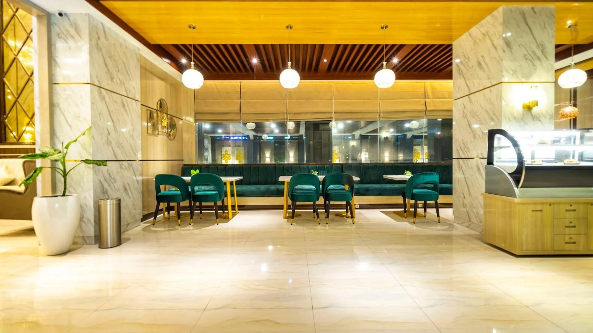 City Of Aventus Hotel - Denpasar Indonesië