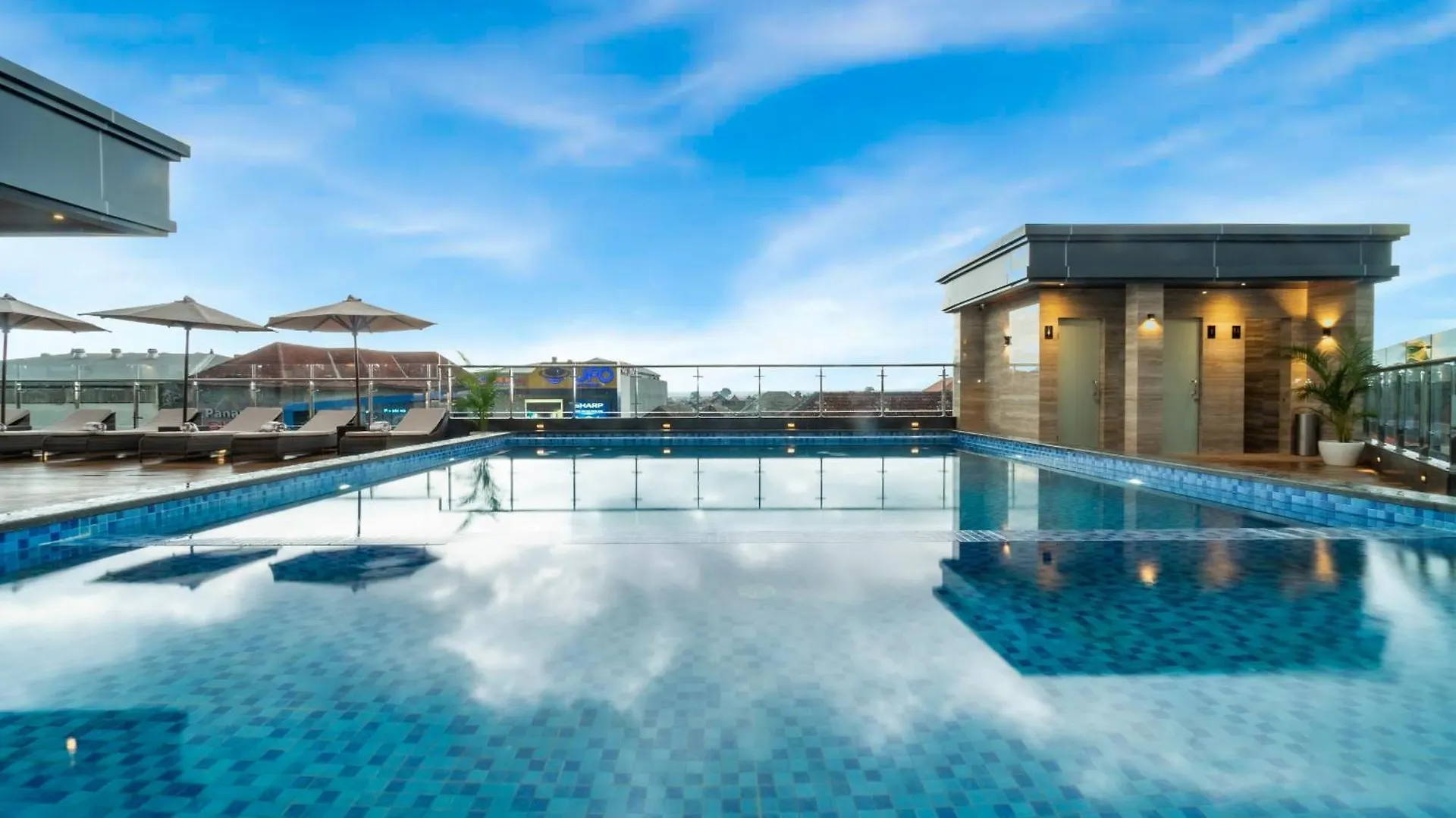 City Of Aventus Hotel - Denpasar