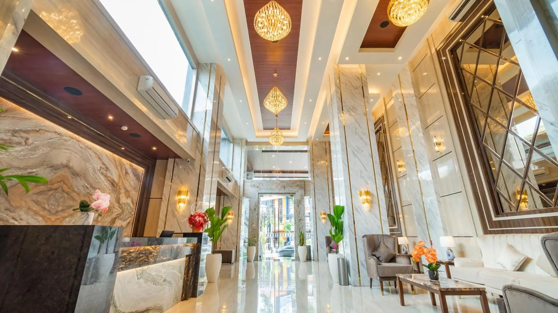 City Of Aventus Hotel - Denpasar